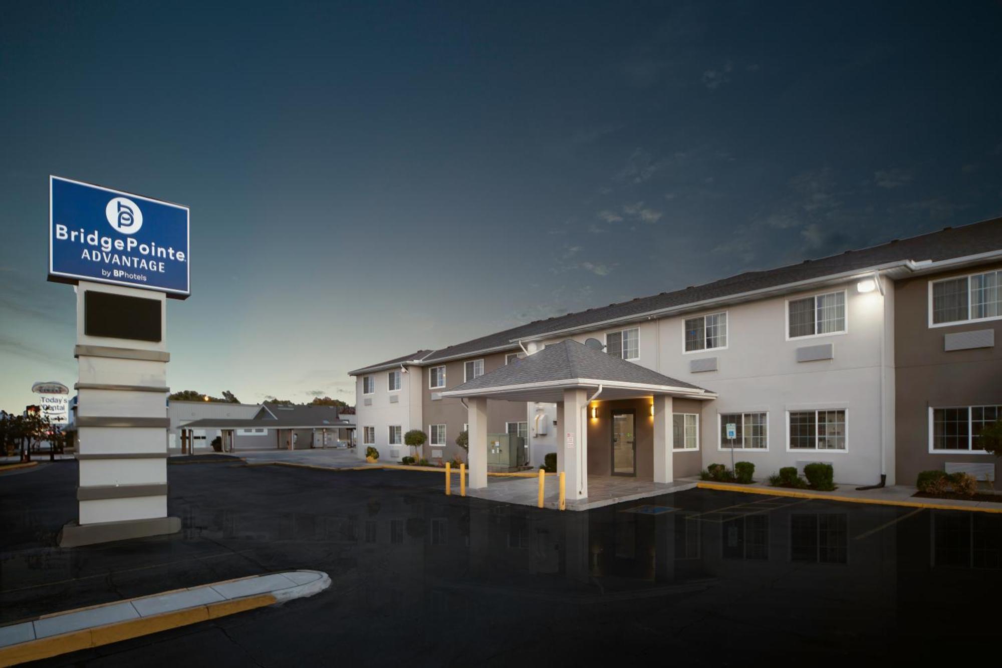 Bridgepointe Advantage By Bphotels Fremont Exterior photo